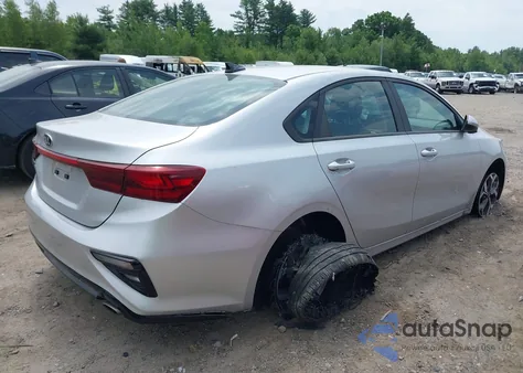 2019 Kia Forte Lxs z USA, uszkodzony, nr VIN 3KPF24AD5KE131934